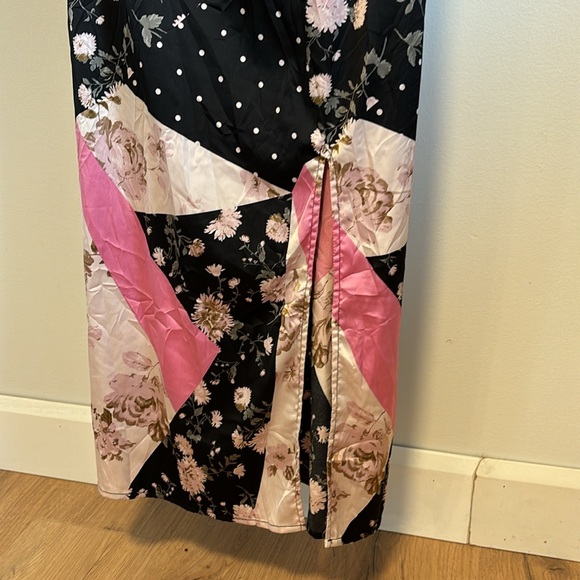 Forever 21 cowl neck midi dress. - Picture 3 of 7